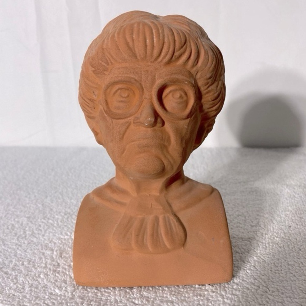 Vintage Golden Girls Sophia Terra Cotta Bust Chia Pet Chia Head